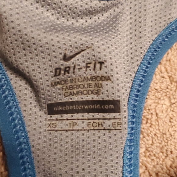 Nike Compression Tank - Picture 3 of 4